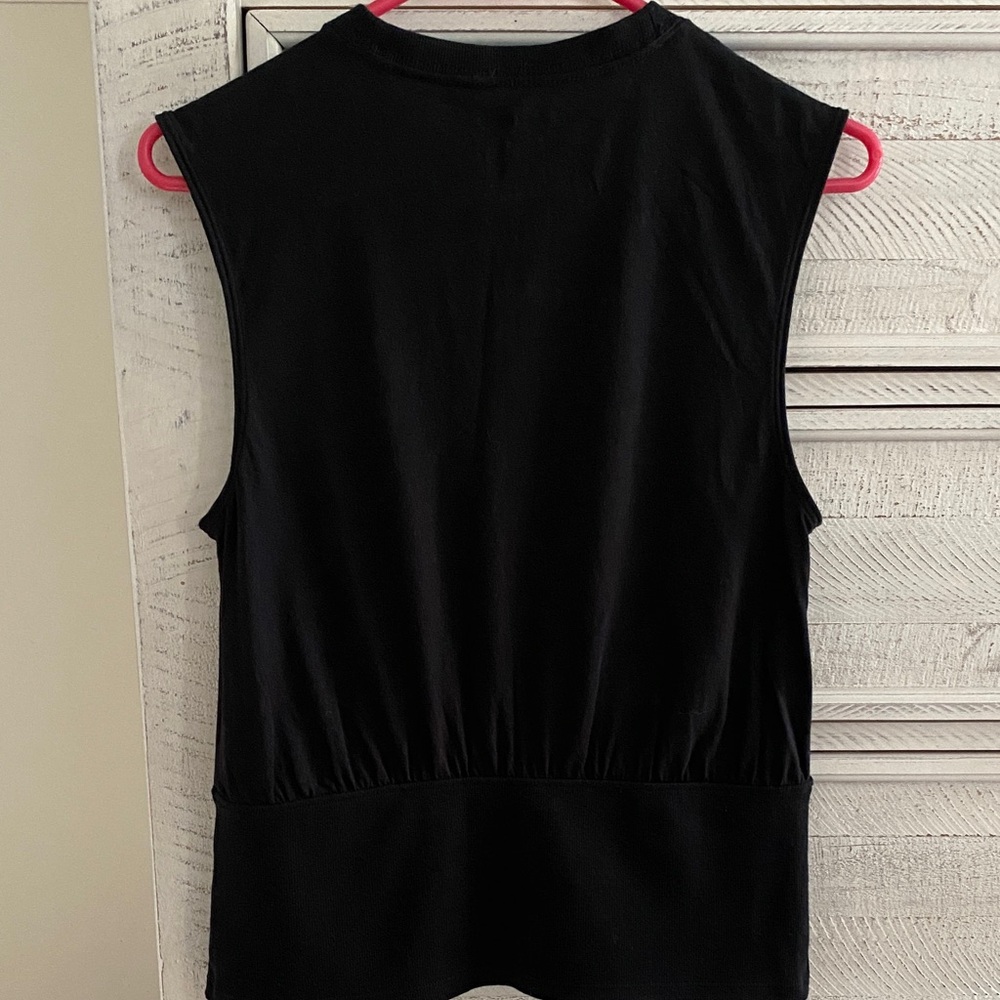 DKNY Black Sleeveless Crewneck Tank Top - Picture 5 of 6